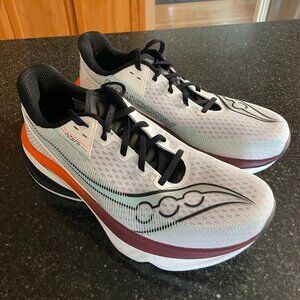 Saucony Endorphin Azura - M9 - 2 miles